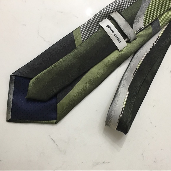 Pierre Cardin 100% silk tie! Beautiful! - Picture 5 of 6